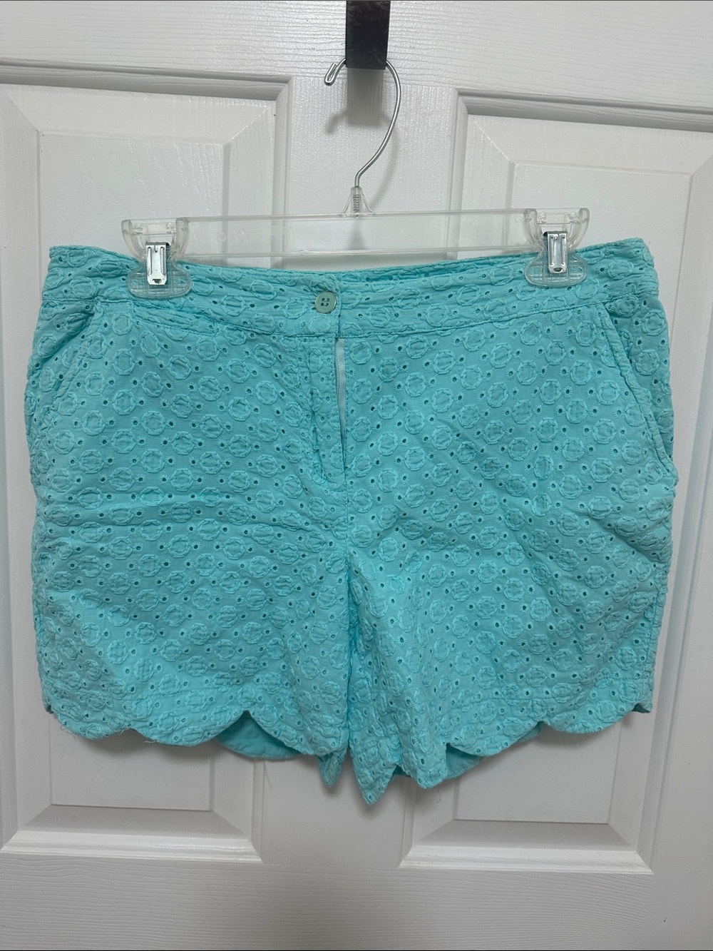 0231 Lulu-B Aqua Eyelet Scallop Hem Shorts size 6